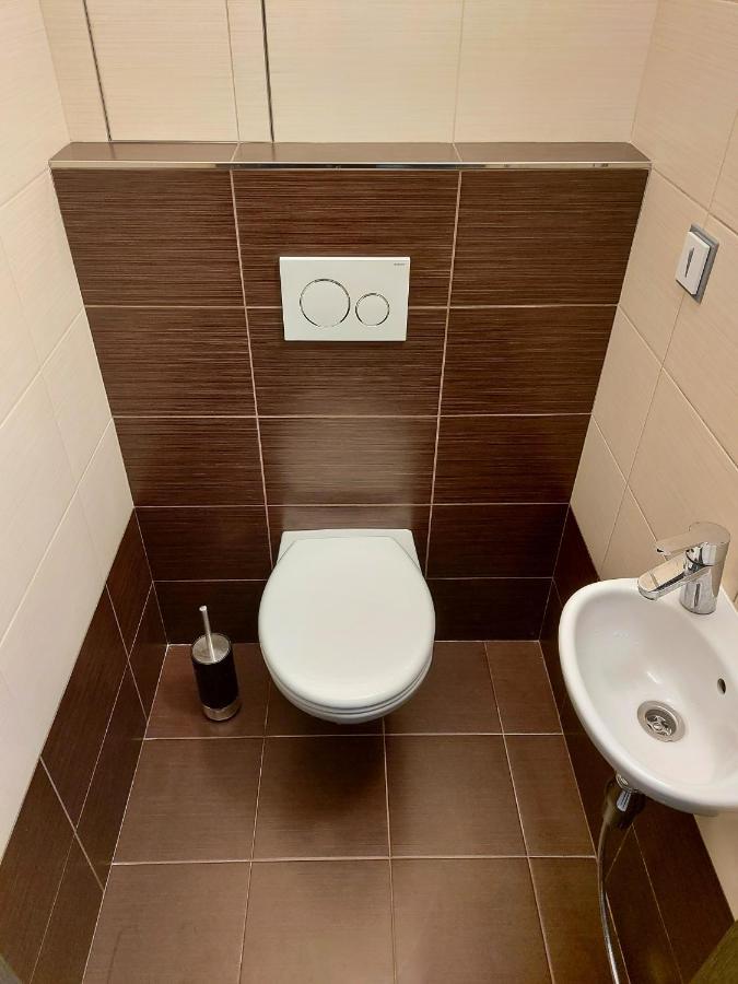 Apartman Eva - Plne Vybaveny Byt - Tyn Nad Vltavou Exterior photo
